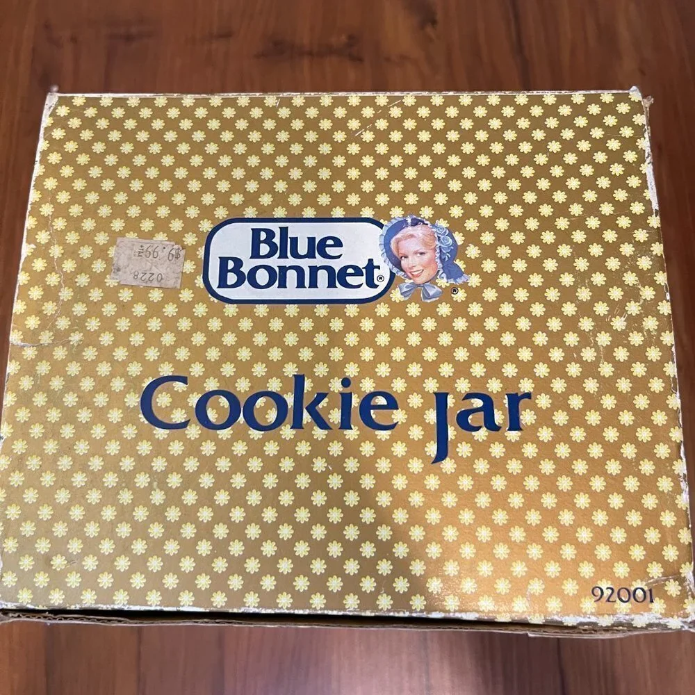 New With Box Vintage Blue Bonnet Ceramic Cookie Jar #92001